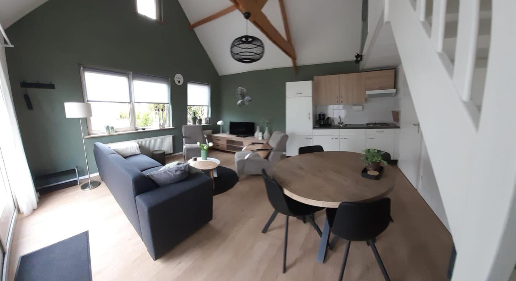 4-Persoons Vakantiehuisje Simmerwille Tzummarum Bagian luar foto