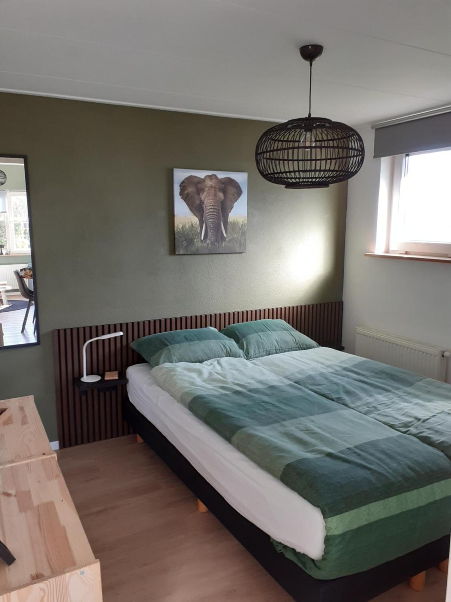 4-Persoons Vakantiehuisje Simmerwille Tzummarum Bagian luar foto