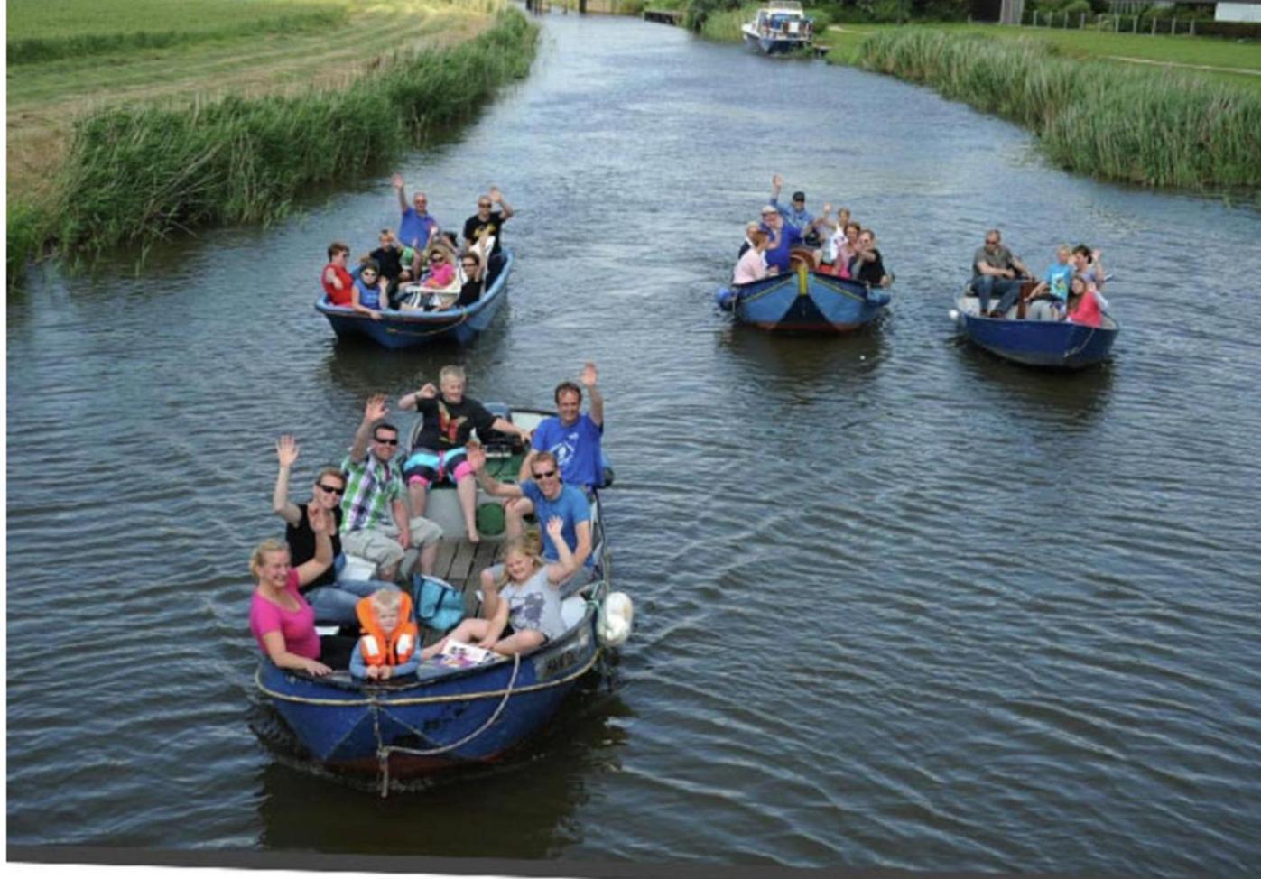 4-Persoons Vakantiehuisje Simmerwille Tzummarum Bagian luar foto